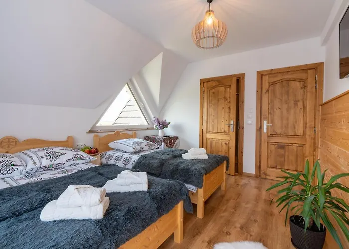 בית הארחה Na Klinie 3*