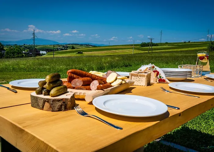 Na Klinie בית הארחה 3*