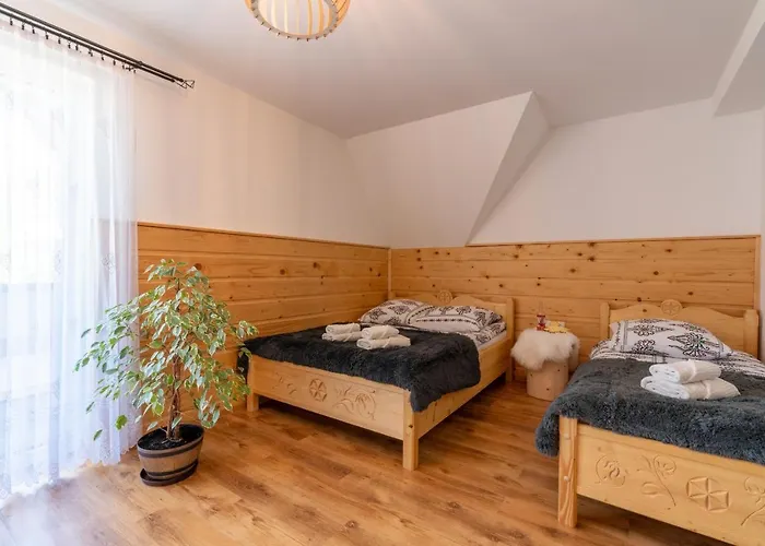 Na Klinie בית הארחה 3*